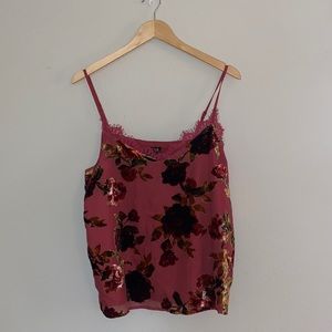 Baroque Rose Lacey tank top